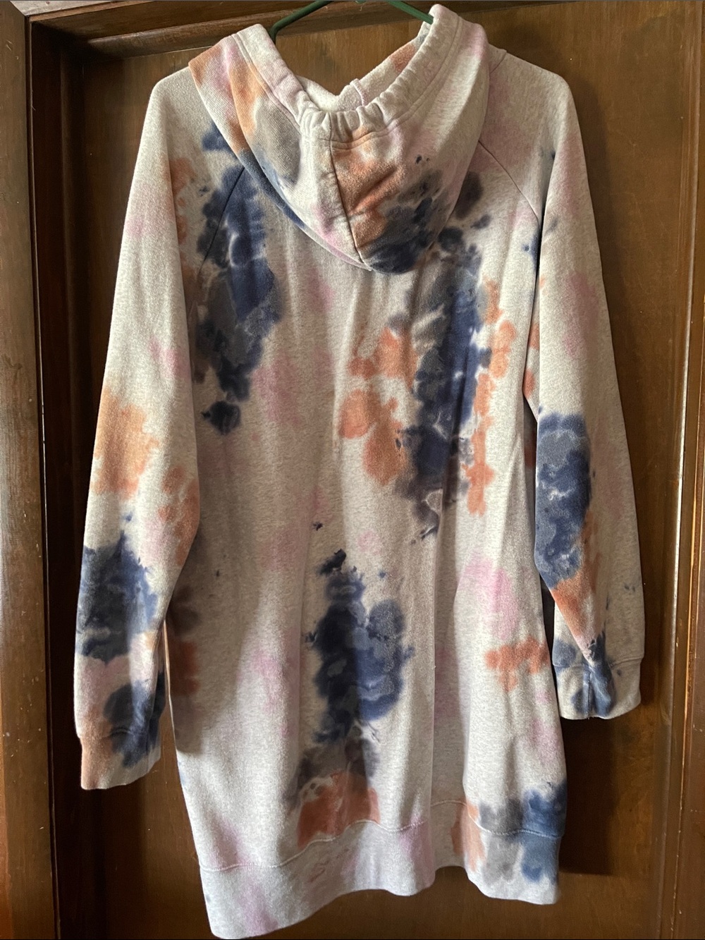 PINK Victoria's Secret Light Gray Hooded Sweatshirt - Picture 3 of 4